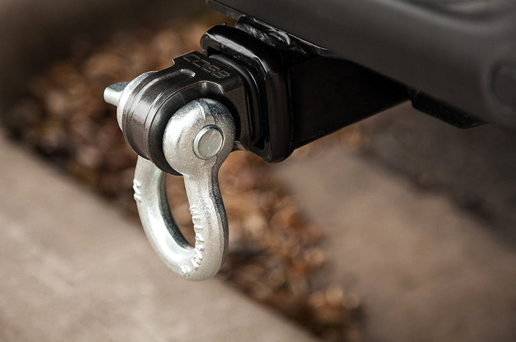 COBB 2in Receiver with D-Ring Shackle (8F3675)