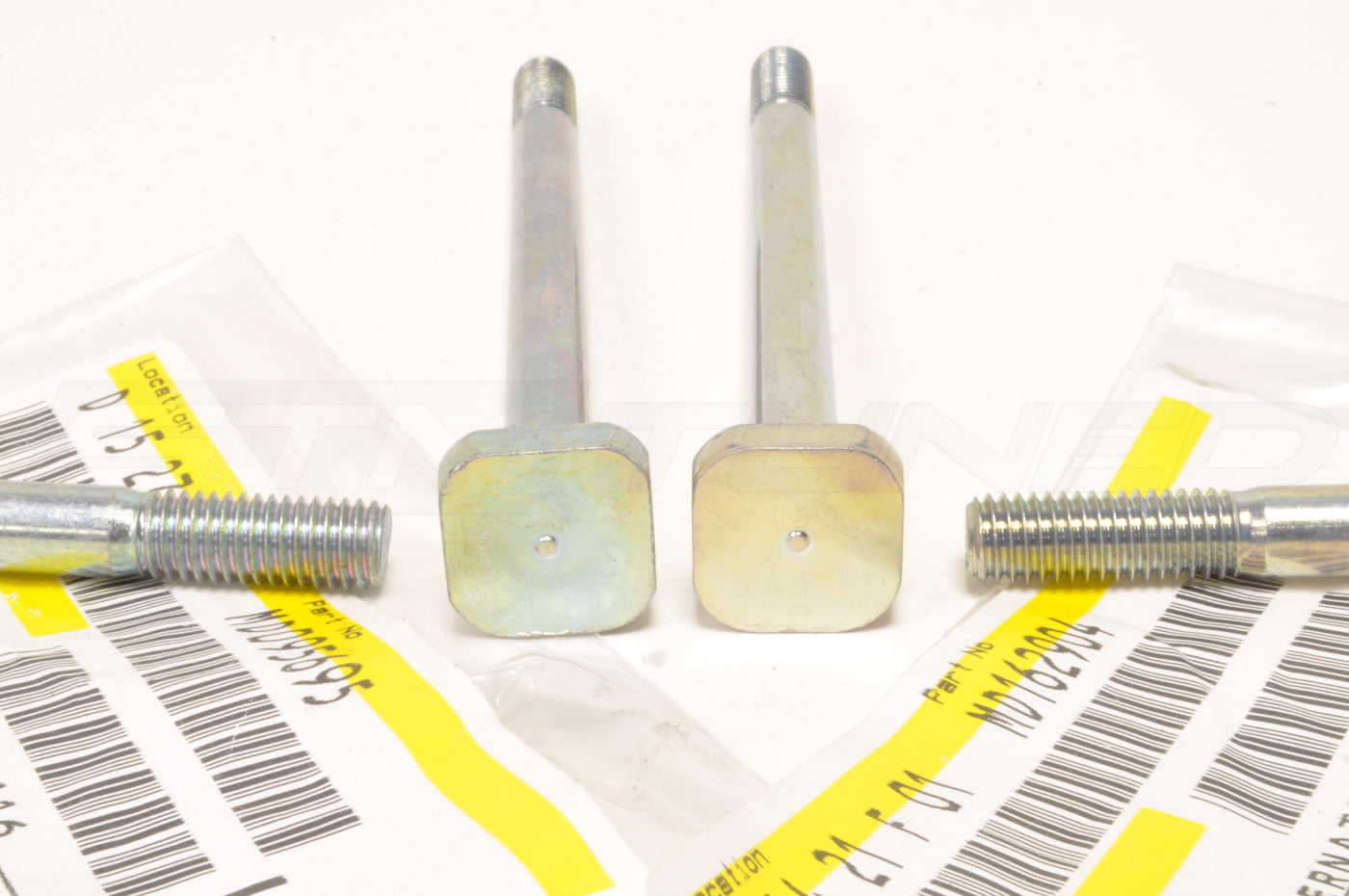 Mitsubishi OEM Long Alternator Bolt for 1G/2G DSM (MD162904)