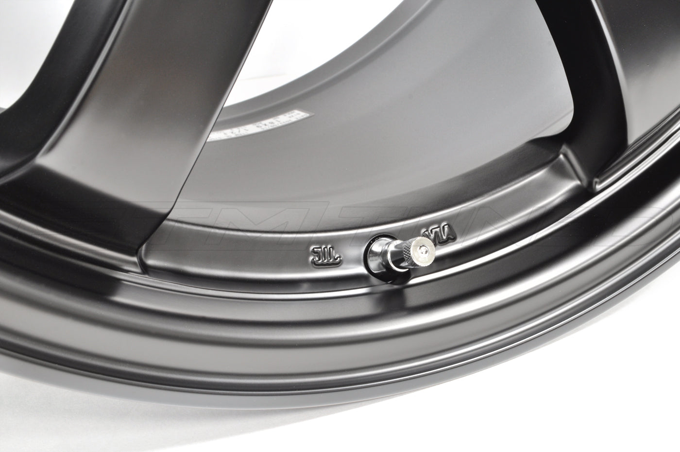 Gram Lights 57DR Semi Gloss Black Wheel